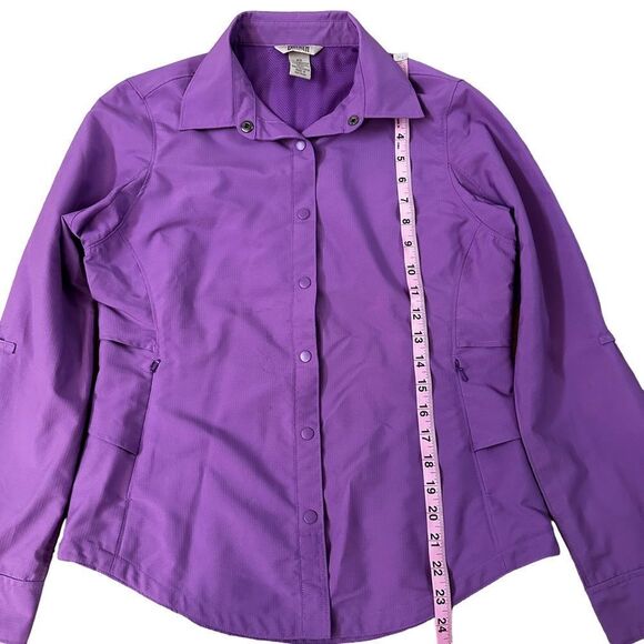 Duluth ~ Lilac Purple Women’s Top ~ snap button closure~ zipped pockets~ size XS - Picture 7 of 8